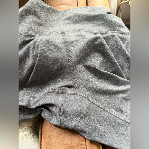 Lululemon | Train Times Crop (17") | size 10 - Picture 10 of 10